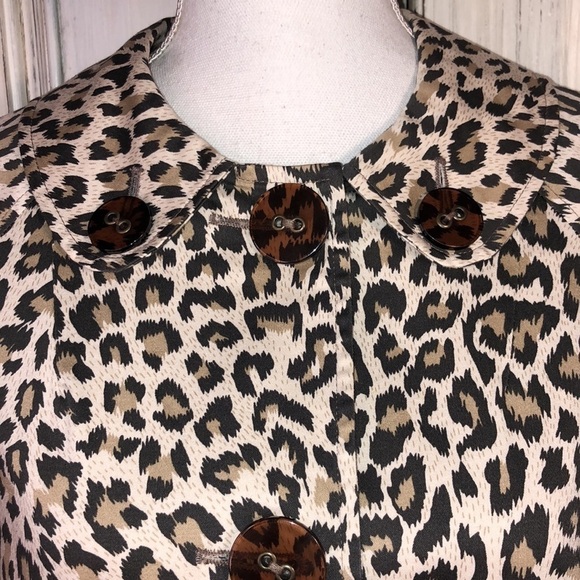 Lightweight Leopard Mid Sleeve Car Coat Large Decorative Button Closing Size S - Picture 6 of 11